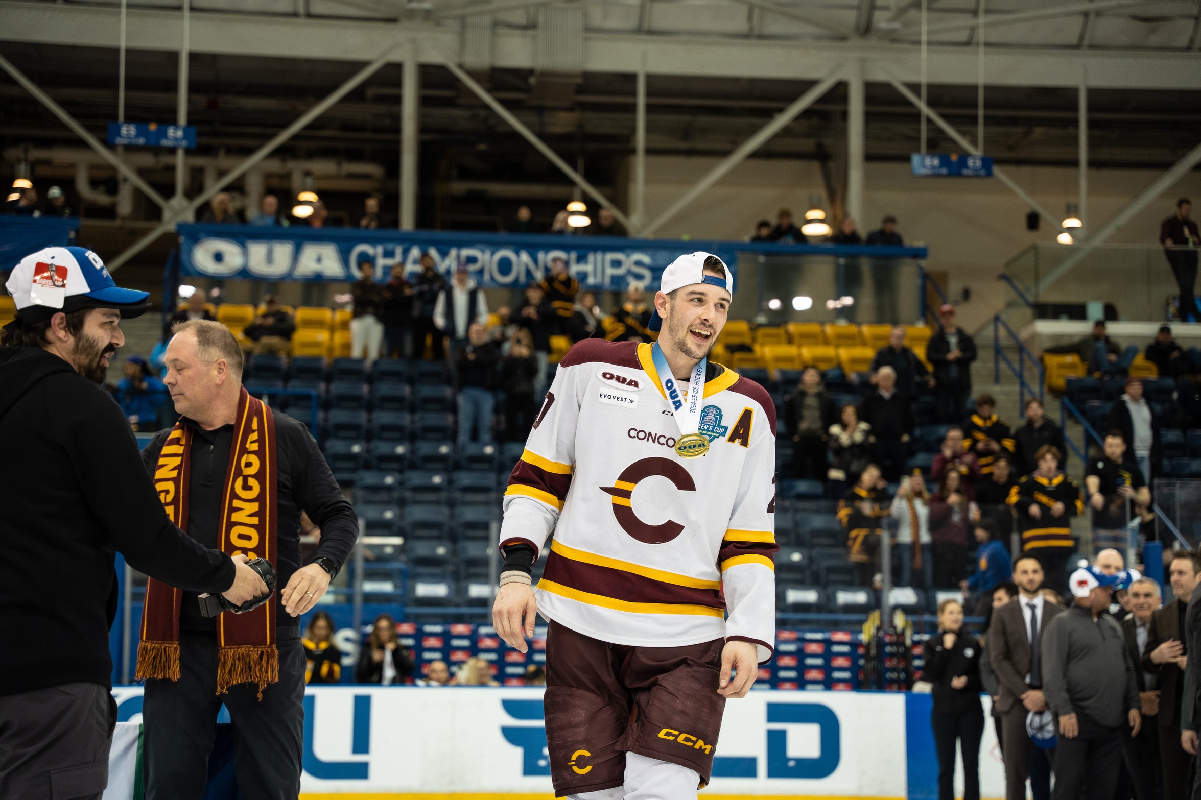Une distinction nationale vient couronner une saison exceptionnelle pour Simon Lavigne, capitaine de Concordia