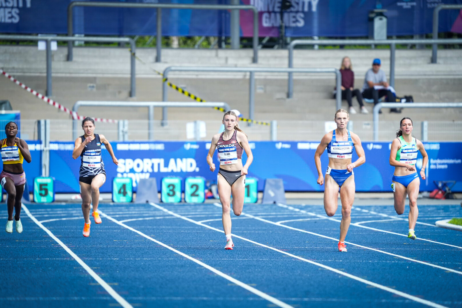 Favor Okpali termine huiti&egrave;me de la finale du 400 m f&eacute;minin, Georgia Oland se qualifie pour les demi-finales du 200 m f&eacute;minin