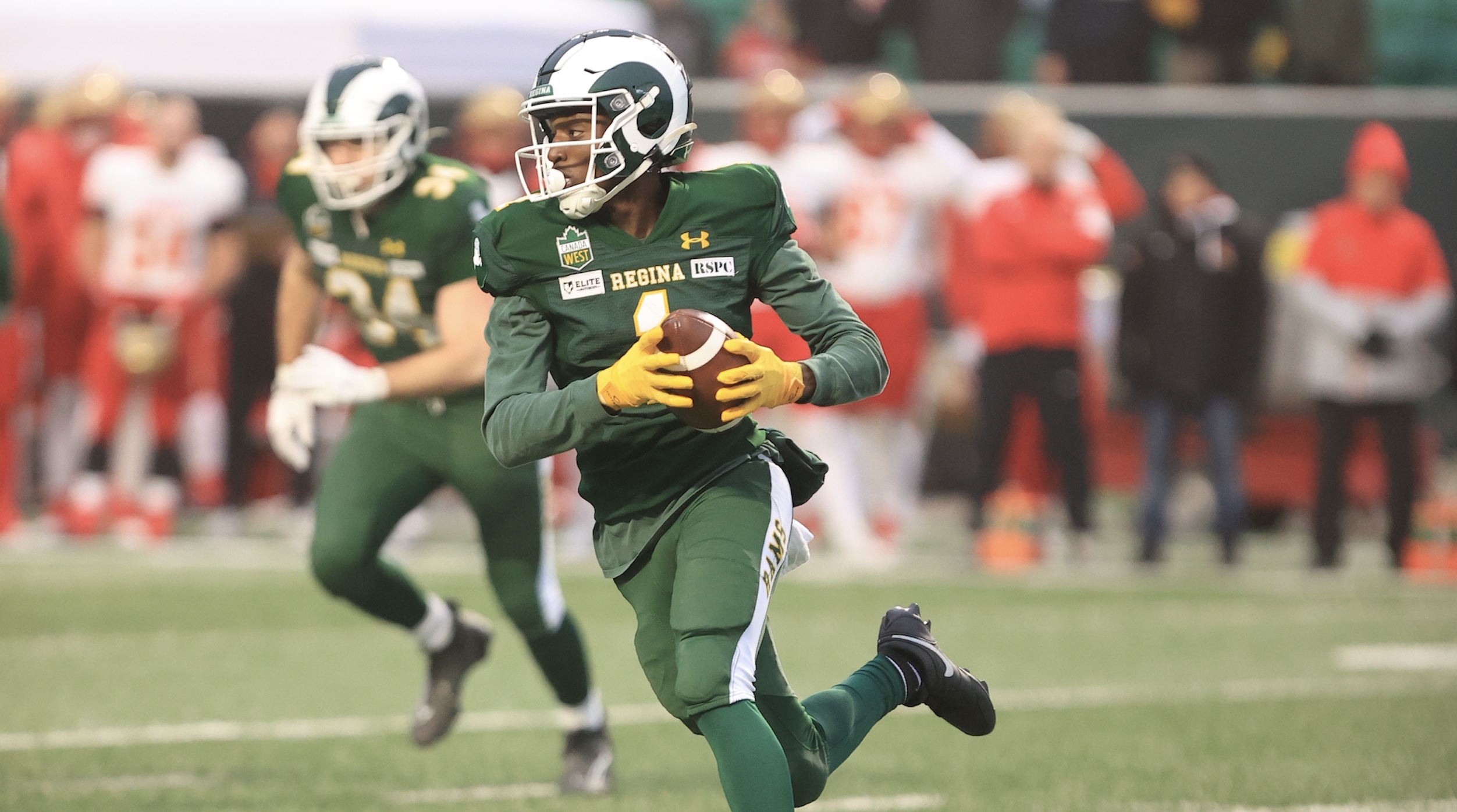 U SPORTS d&eacute;marre sa saison de football 2025 en route vers une 60e Coupe Vanier historique &agrave; Regina