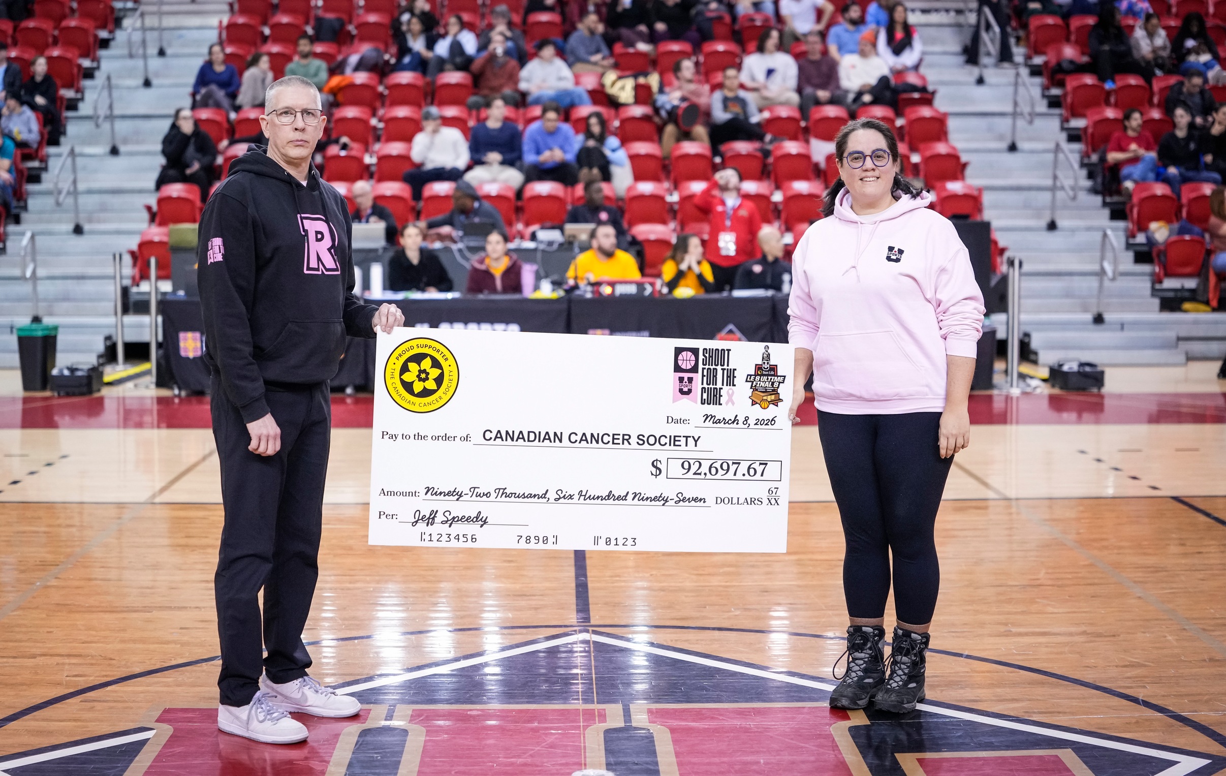 La 19e campagne annuelle &laquo; Lancer pour la gu&eacute;rison &raquo; de U SPORTS amasse plus de 2,2 millions de dollars en dons pour la recherche sur le cancer du sein
