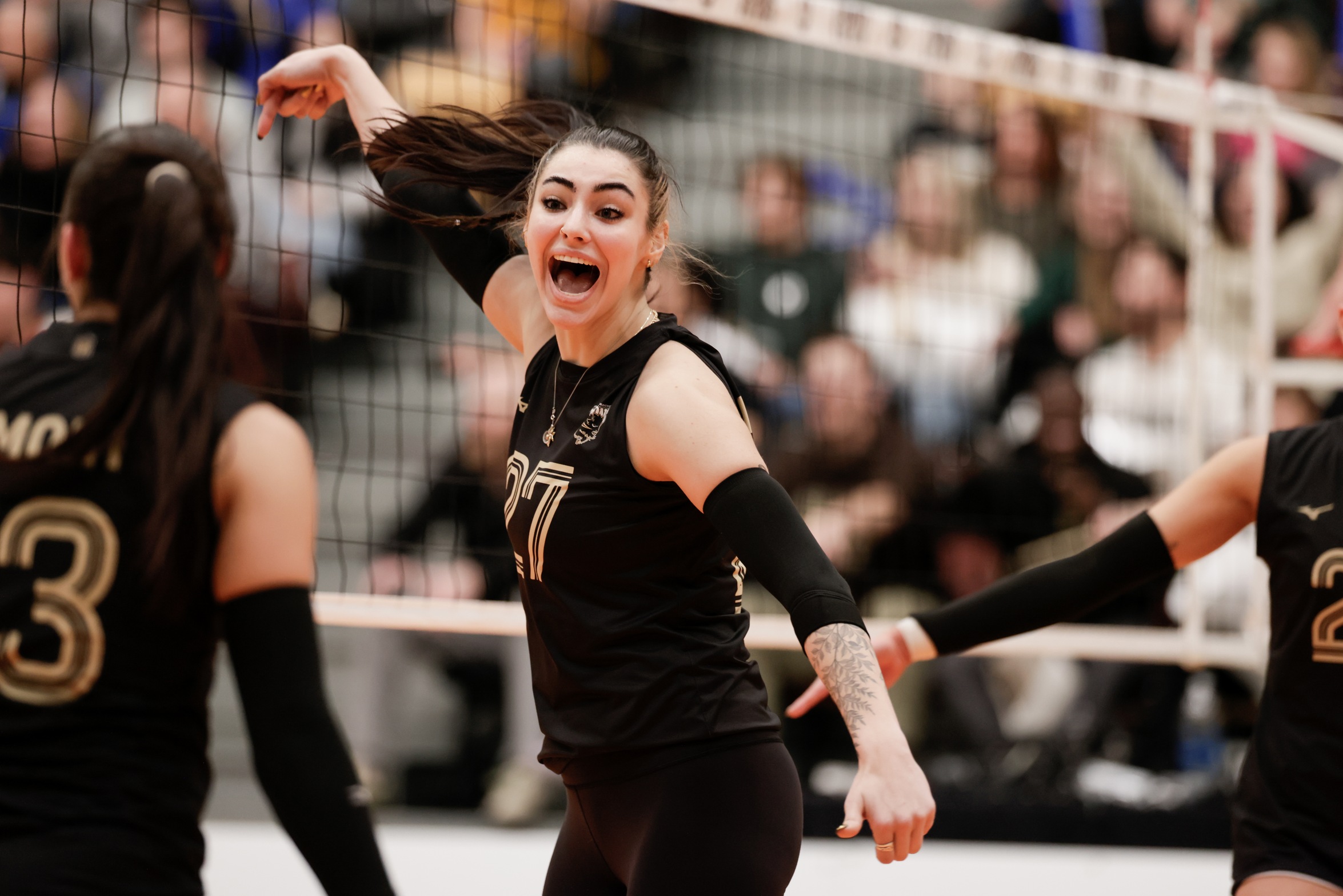 Les h&ocirc;tes du Manitoba balaient Saint Mary&rsquo;s et passent en demi-finale